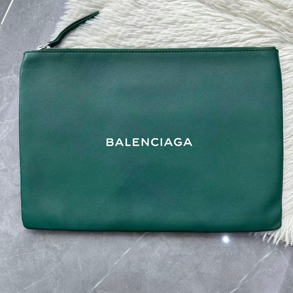 Balenciaga pouch green