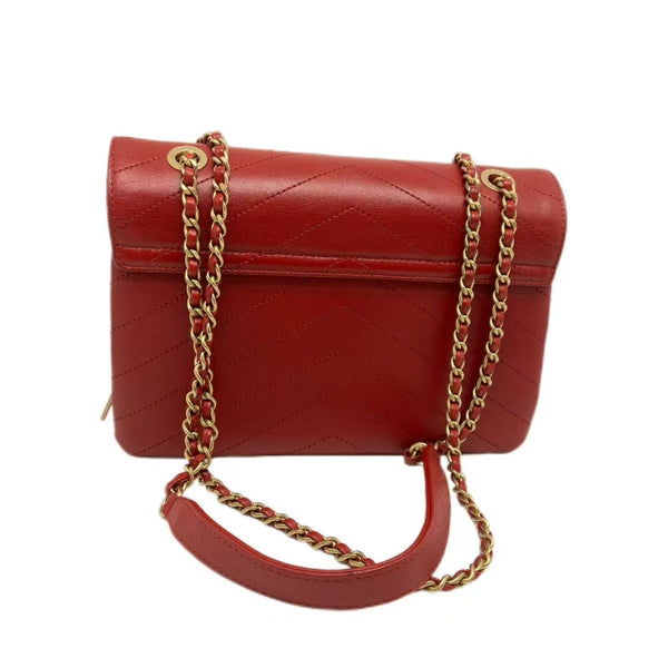 Lambskin Coco Chevron Envelope Flap Bag In Red