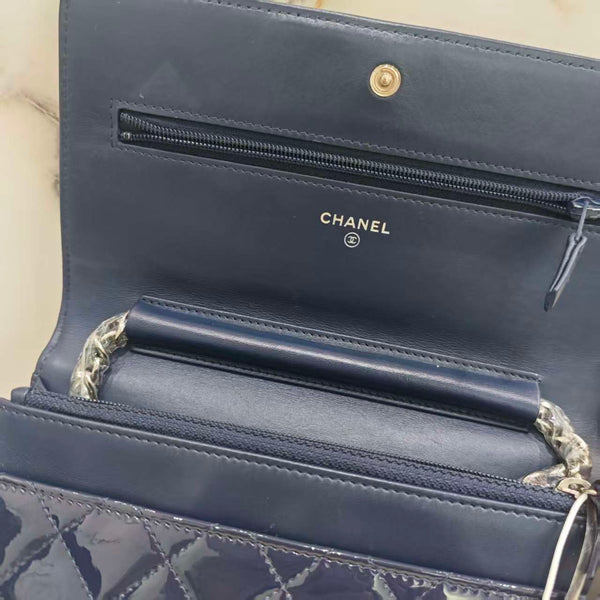 Chanel crossbody bag
