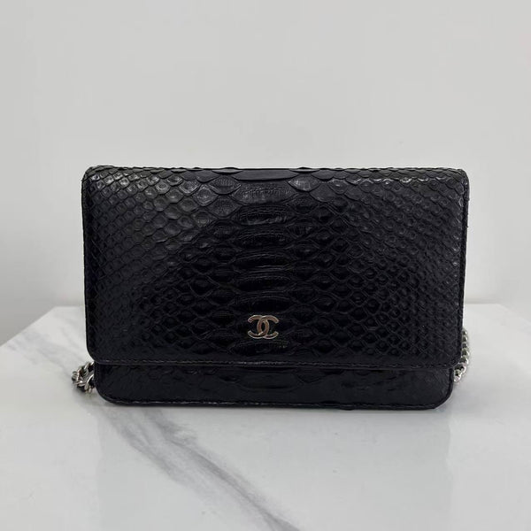 Chanel Wallet on Chain shoulder bag in black python leather