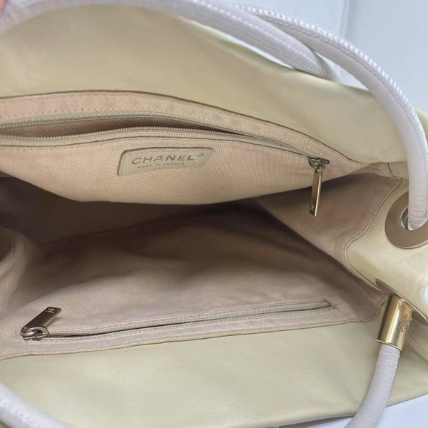 Chanel White Camellia & Beige Lambskin Leather Tote Bag