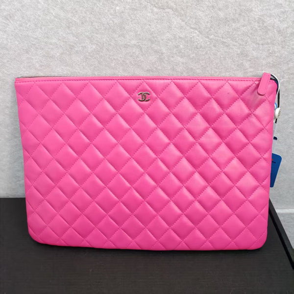 CHANEL Caviar Quilted Large Cosmetic Case Pink