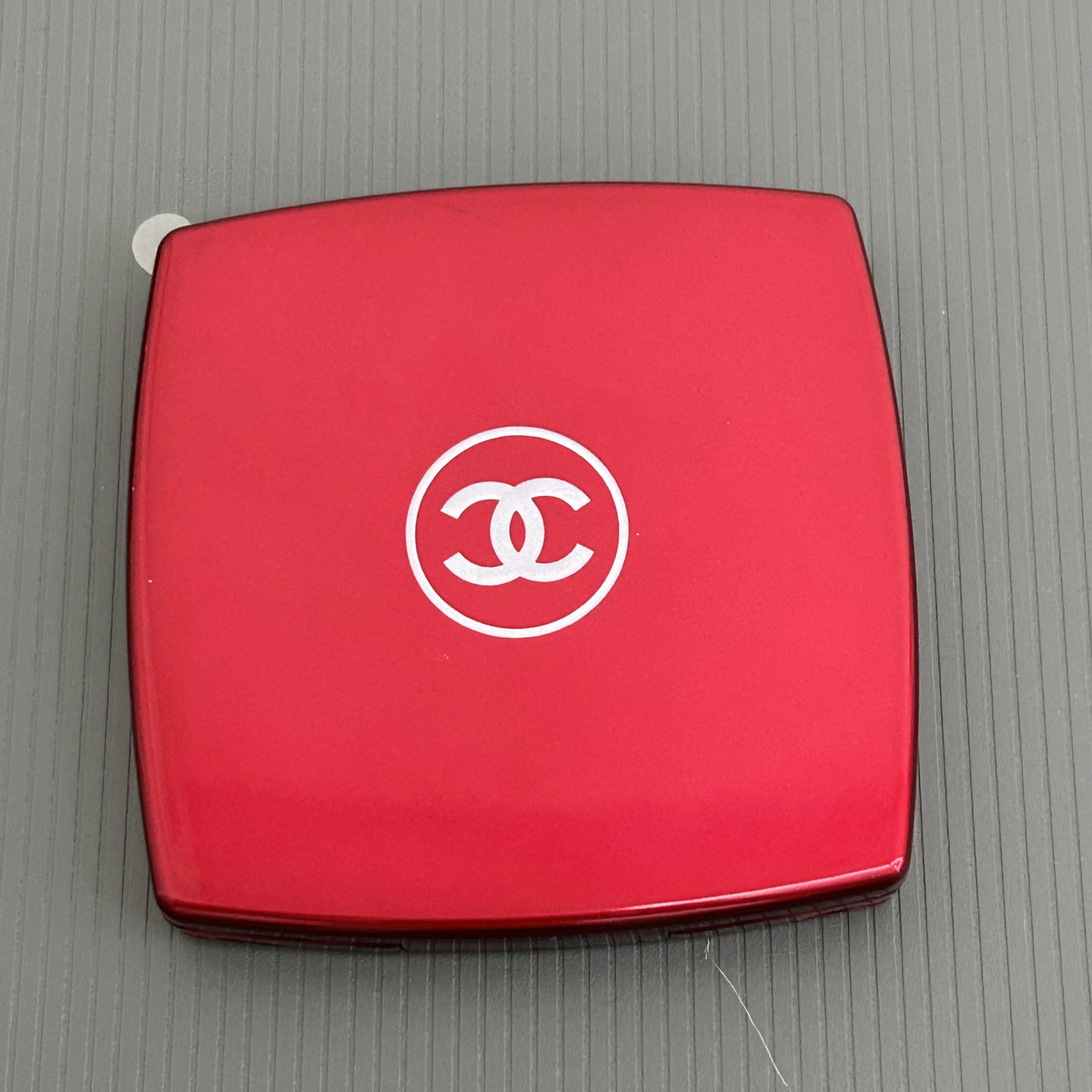Chane Mirror Red