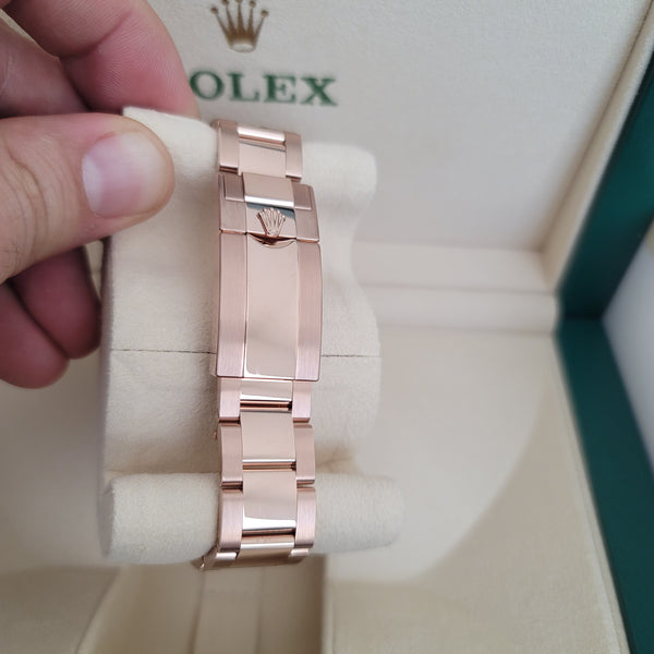 Rolex Oyster Perpetual Date GMT-Master II