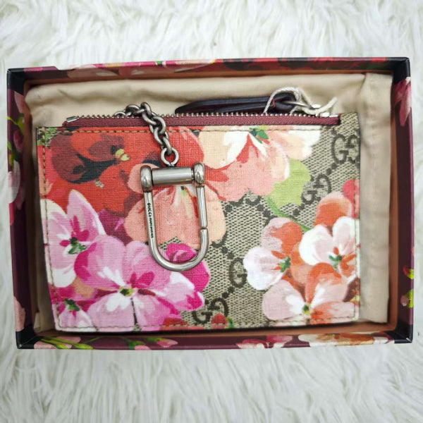 Gucci GG Supreme Monogram Blooms Key Ring Coin Case