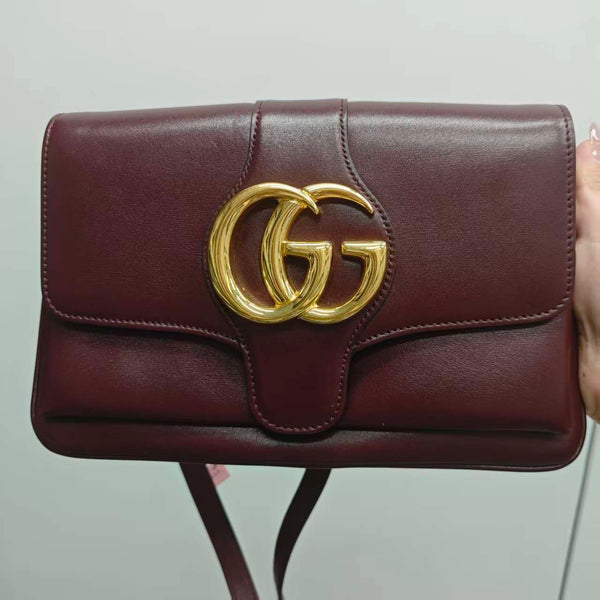 Gucci deep red