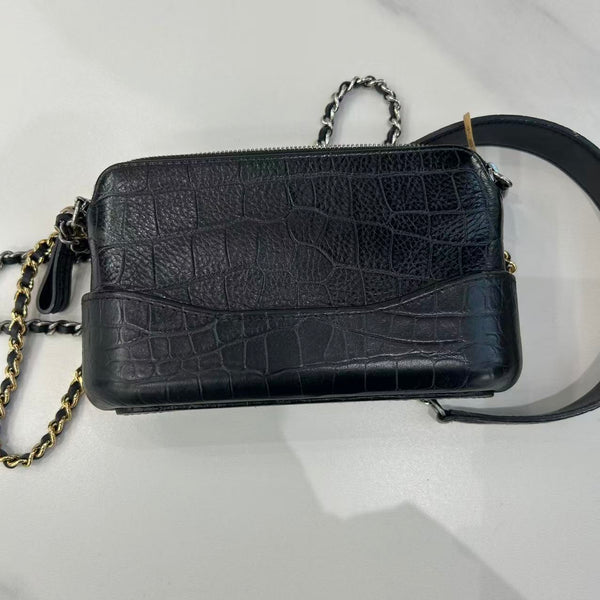 Chanel Gabrielle Hobo Quilted Black Calfskin