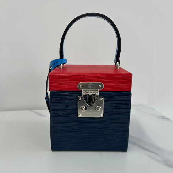Louis Vuitton Bleecker Box Bag