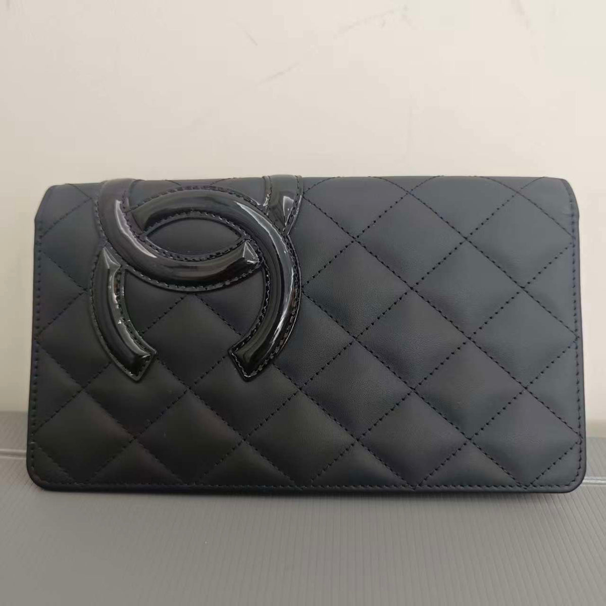 CHANEL Quilted Cambon Yen Wallet Black