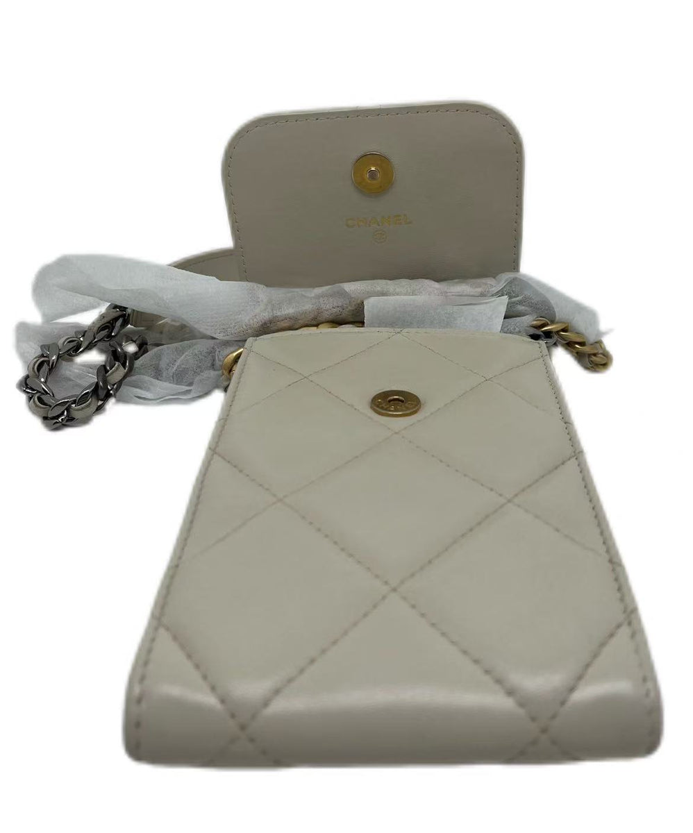 CHANEL CC Phone Bag Shoulder Bag