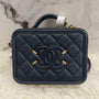 CHANEL Black bag With Chain