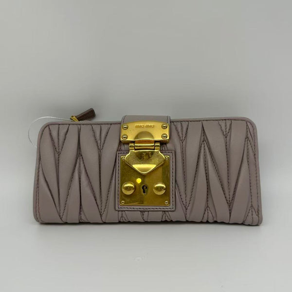 Miu Miu Matelassé leather continental wallet