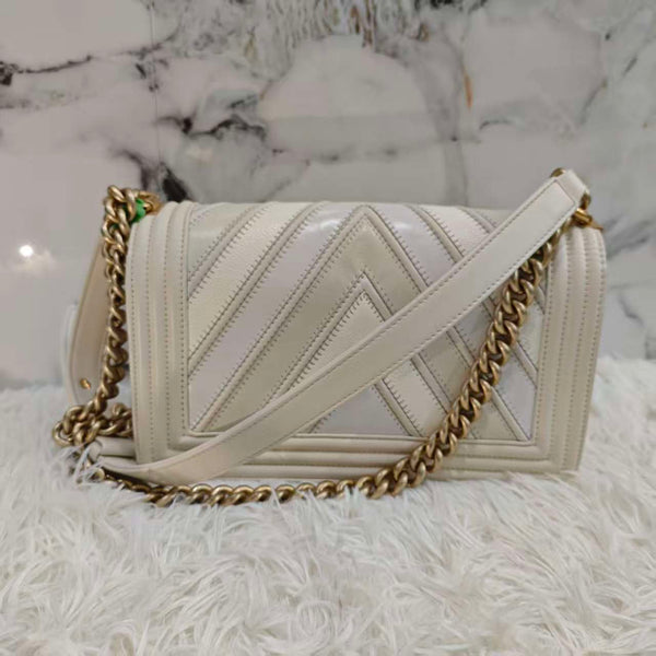 Chanel Boy leather crossbody bag
