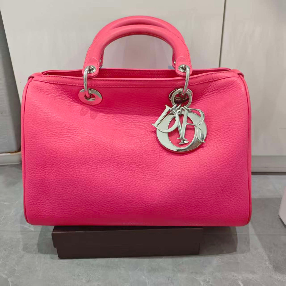 Dior red tote