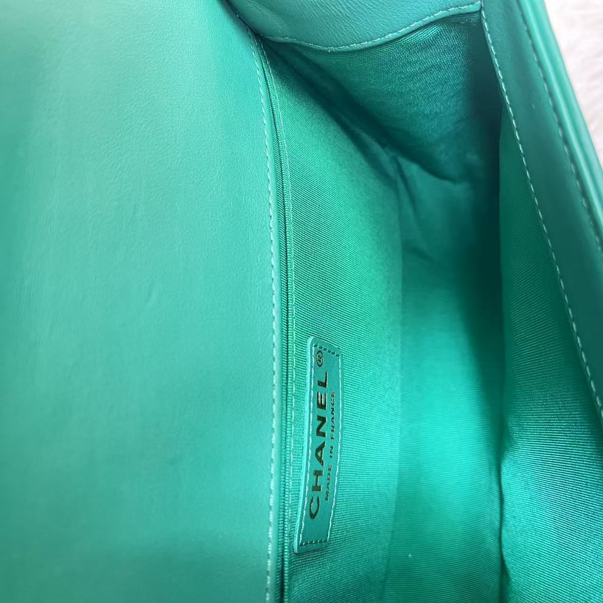 Chanel Medium Green Boy Bag Chevron Lambskin Gold Hardware