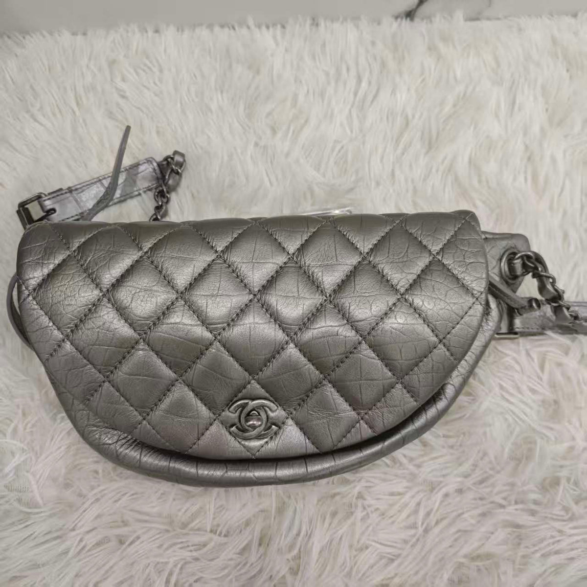 CHANEL Metallc calfskinCrocodile Embossed