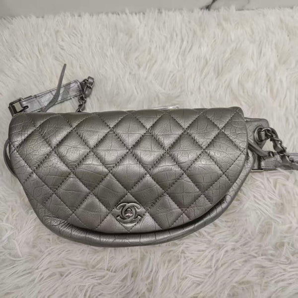 CHANEL Metallc calfskinCrocodile Embossed