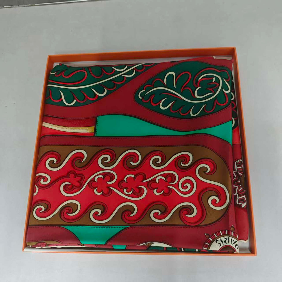 HERMES Silk Festival des