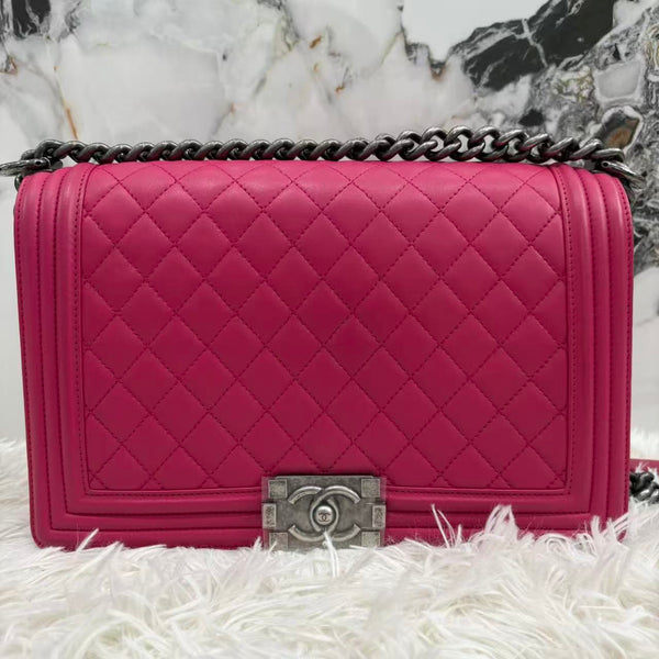 Chanel Lambskin New Medium Boy Bag Pink Leather