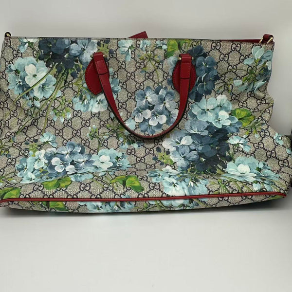 Gucci GG Supreme Blooms Zippered Tote