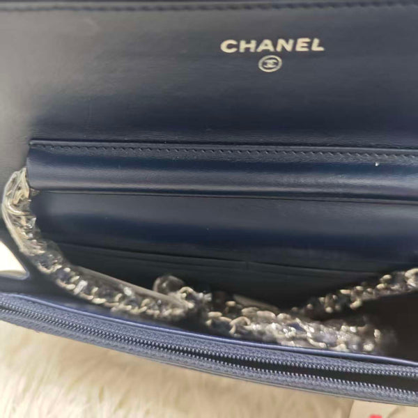 Chanel crossbody bag