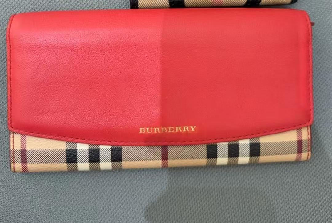 Burberry wallet
