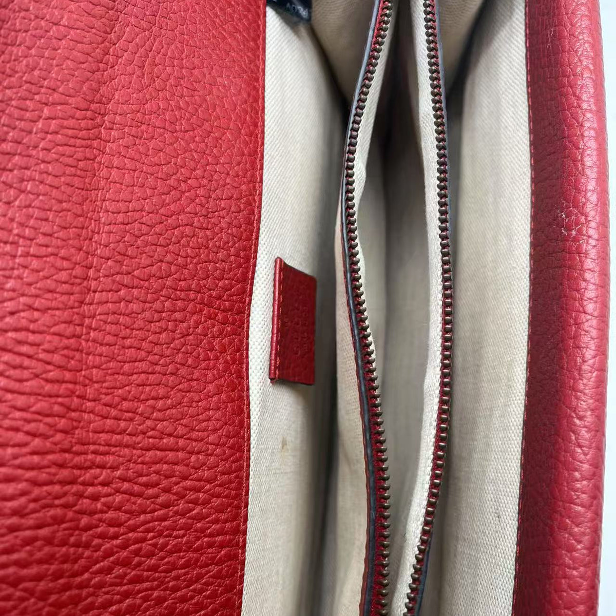 GUCCI Red Leather Dionysus