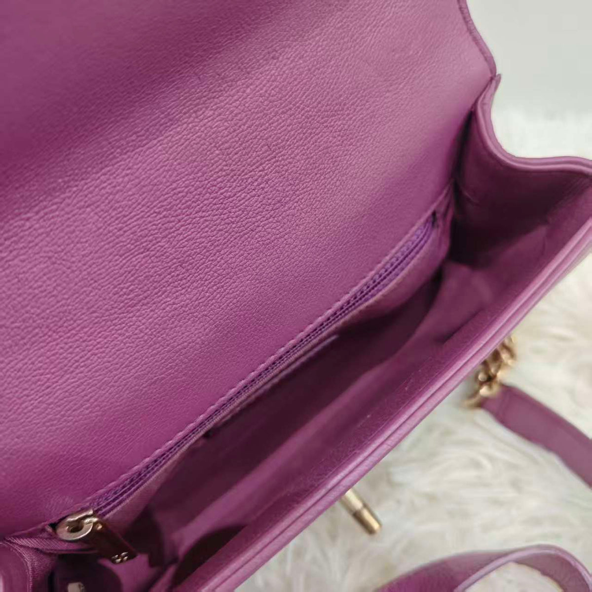 Chanel  leather crossbody bag