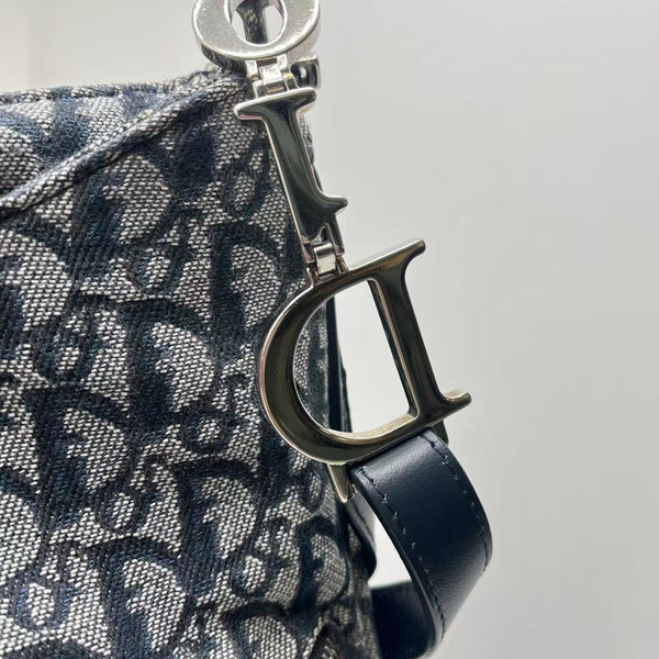 CHRISTIAN DIOR Monogram Flap Messenger Navy Blue