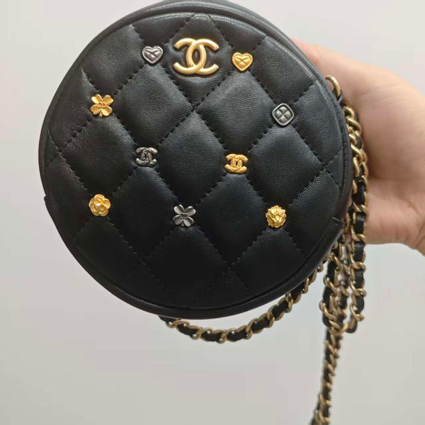 Chanel black