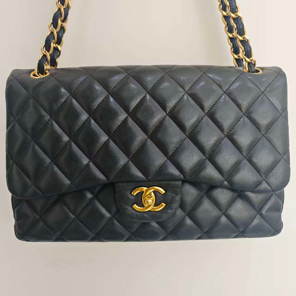 Chanel Black Timeless classique leather crossbody bag