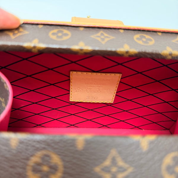 LOUIS VUITTON x Takashi Murakami Petite Malle Monogram Floral Mini Trunk Bag M13667
