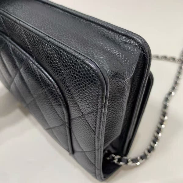 CHANEL Wallet On Chain