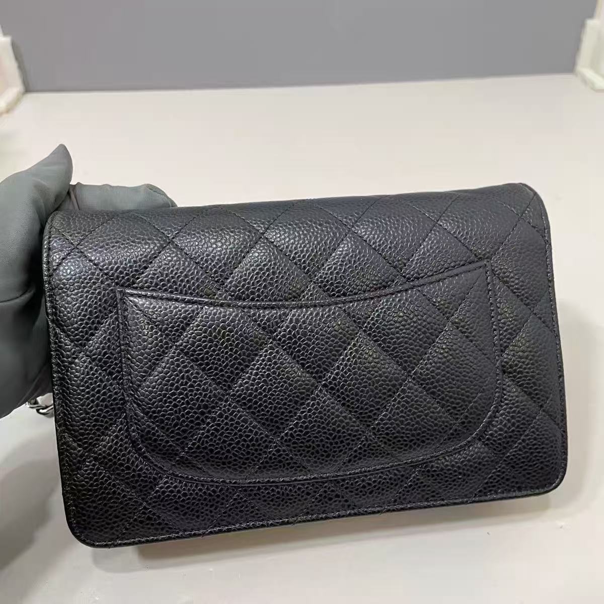 CHANEL Wallet On Chain