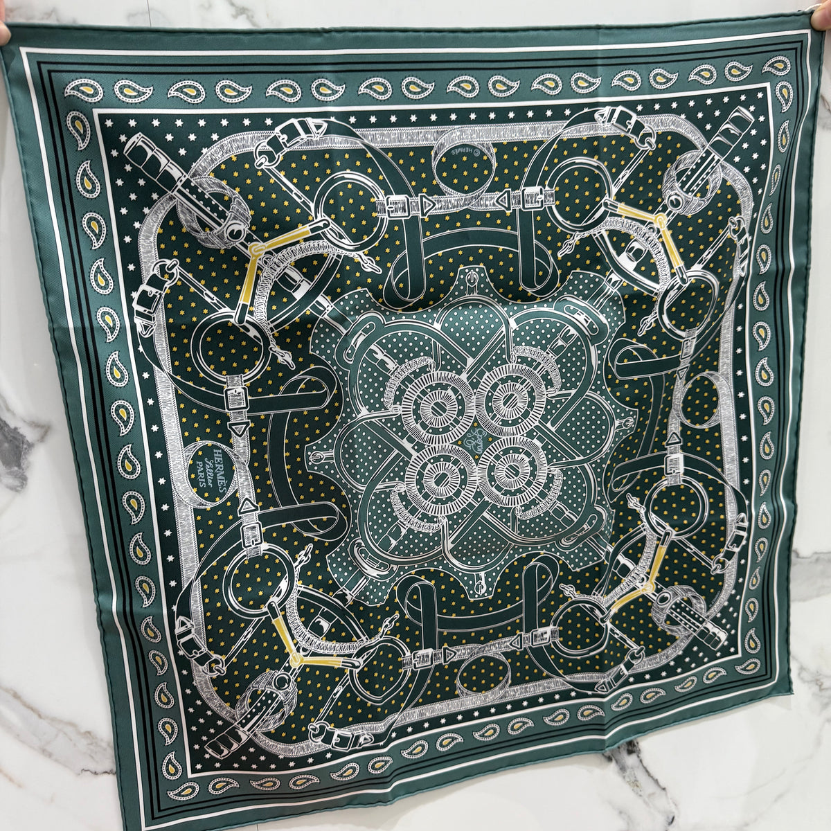 Eperon d'or Bandana 55 In Green