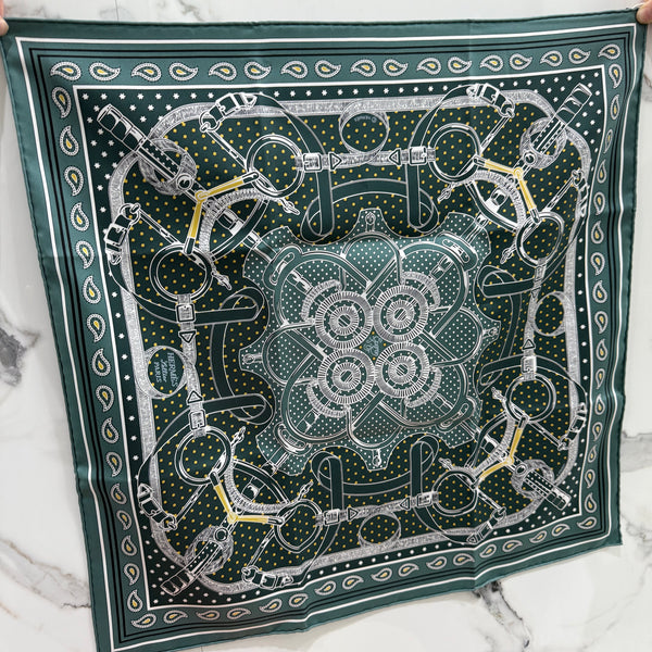 Eperon d'or Bandana 55 In Green
