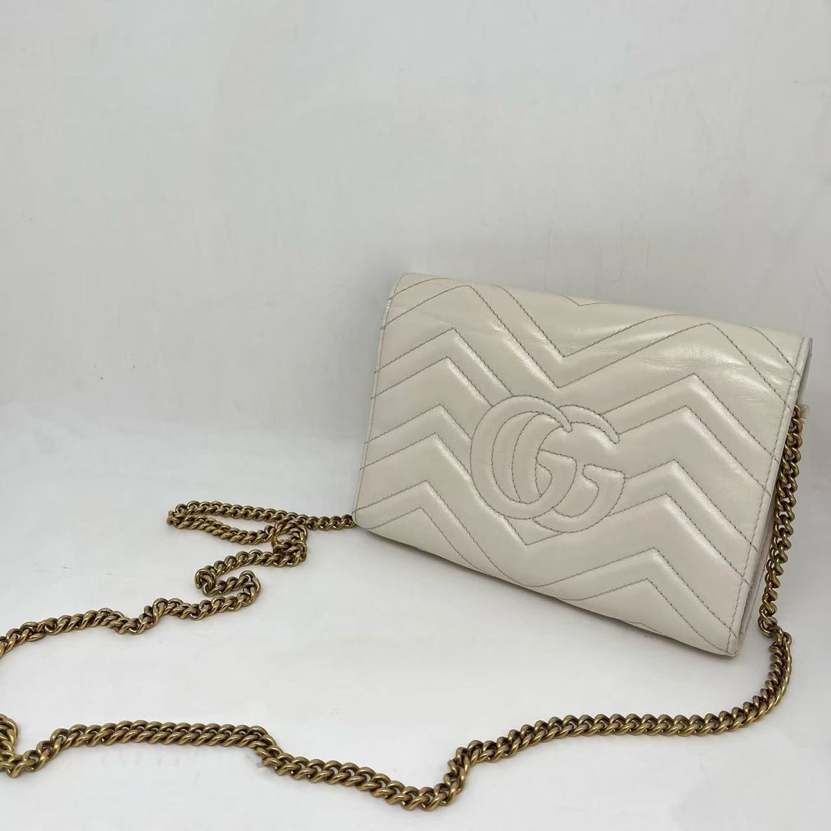 Gucci GG Marmont Wallet on Chain