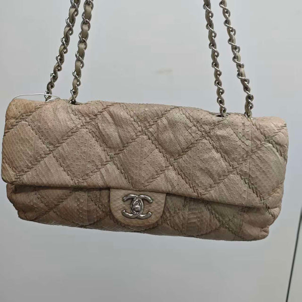 Chanel Classic Flap Bag Pink