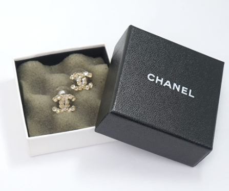 CHANEL CC Logos Rhinestone Stud Earrings