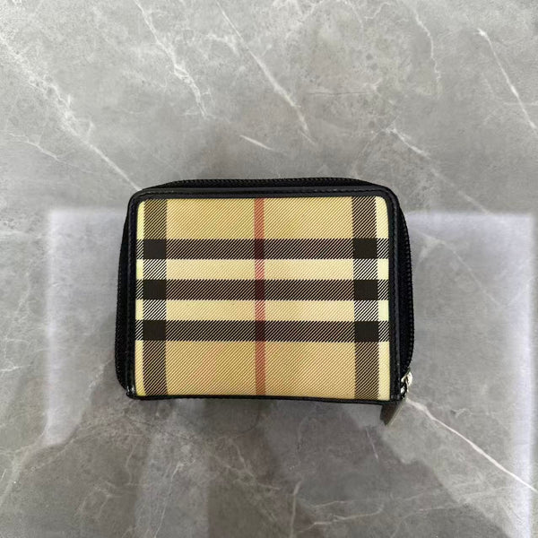 Burberry mini wallet