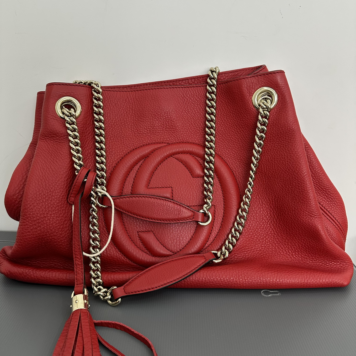 Gucci red