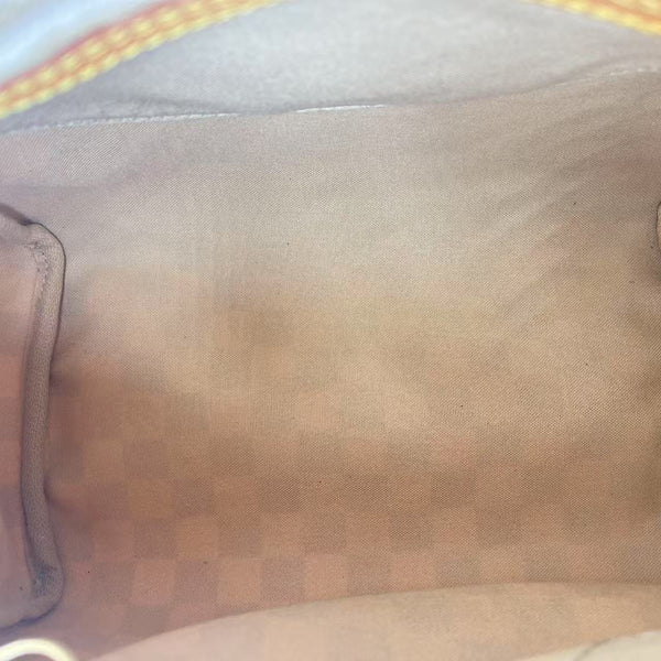 Louis Vuitton Speedy 25 White